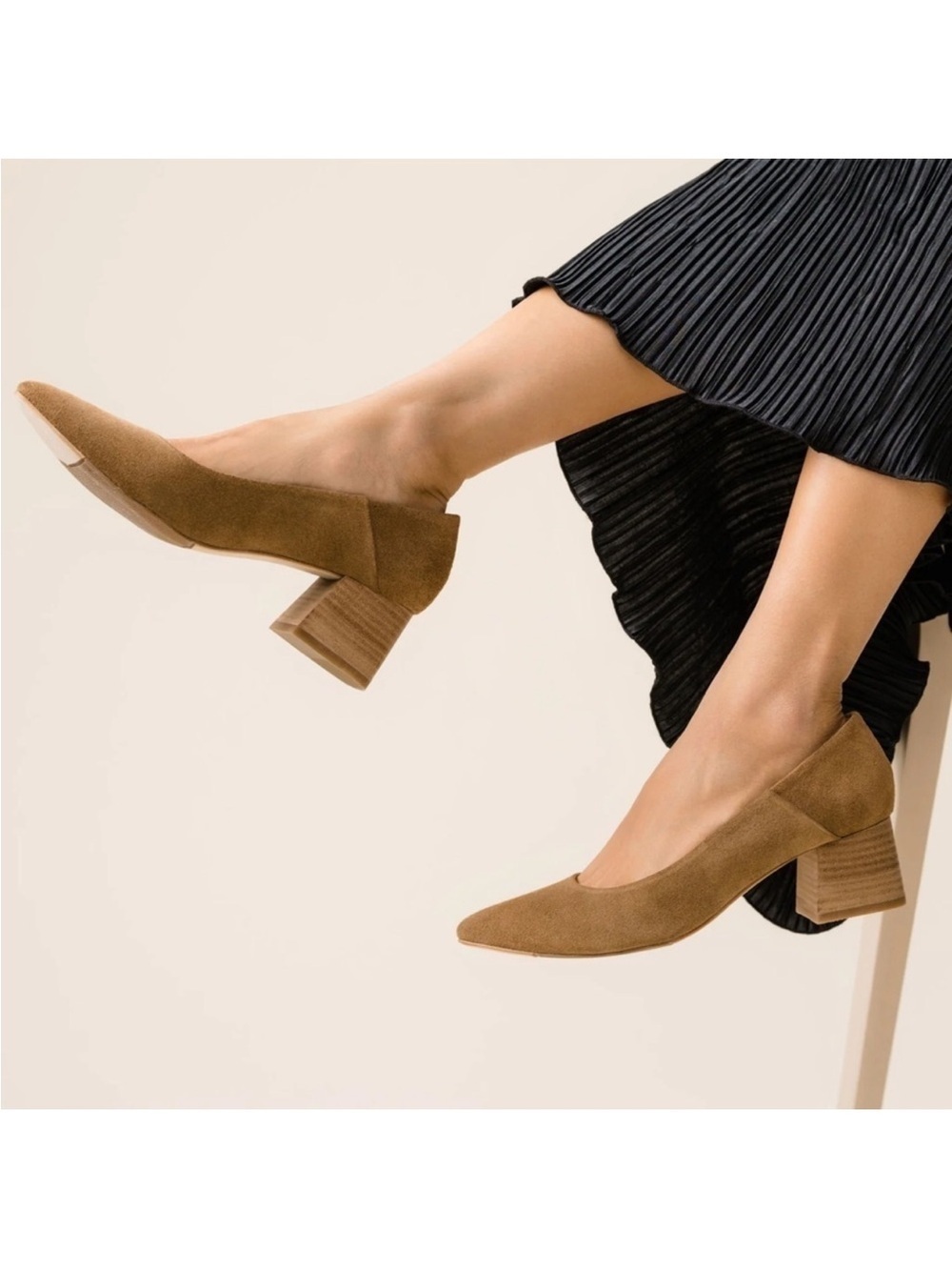 Nisolo Fiorela Go To Suede Mid Heel Taupe Size 8